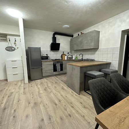Apartment Three Roads Baška Voda Dış mekan fotoğraf