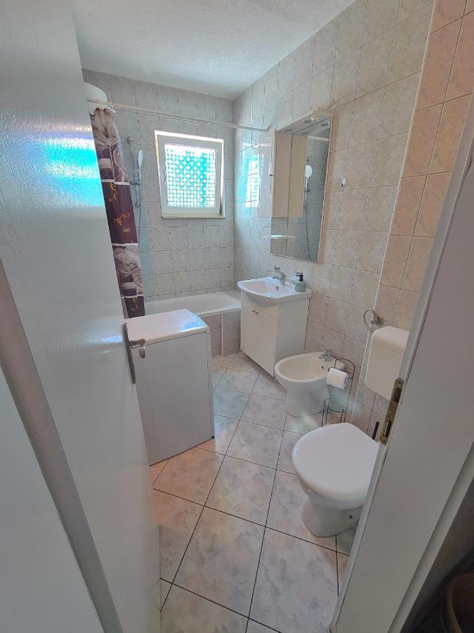 Apartment Three Roads Baška Voda Dış mekan fotoğraf