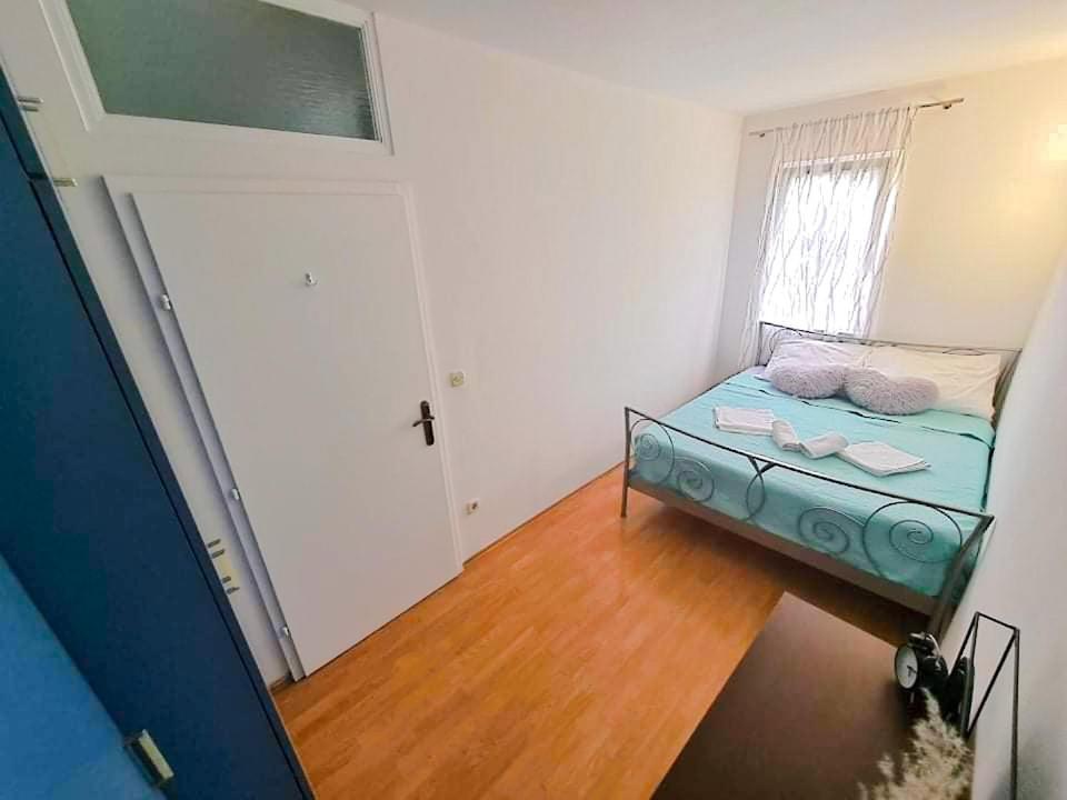 Apartment Three Roads Baška Voda Dış mekan fotoğraf